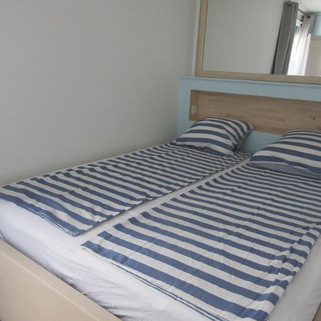 Bourg-La-Reine : Joli Appartement De 20 M² Exterior foto